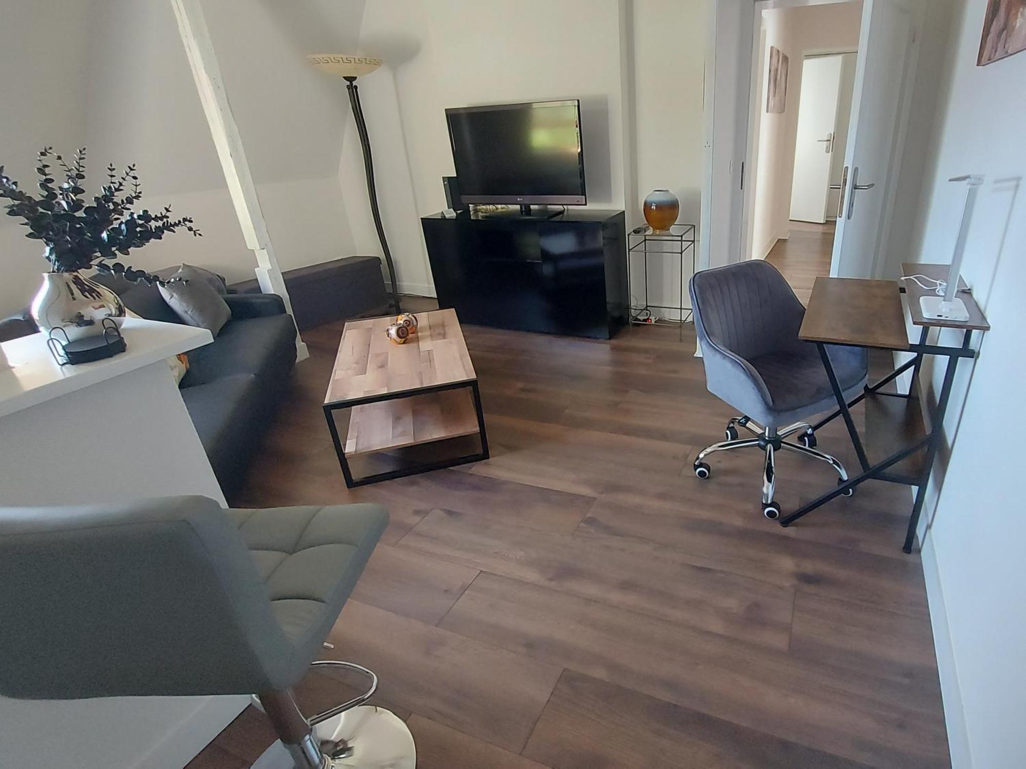 City Apartment, Ferienwohnung 3 Zkdb, Balkon, Dachgeschoss, Naehe Duesseldorf كريفيلد المظهر الخارجي الصورة