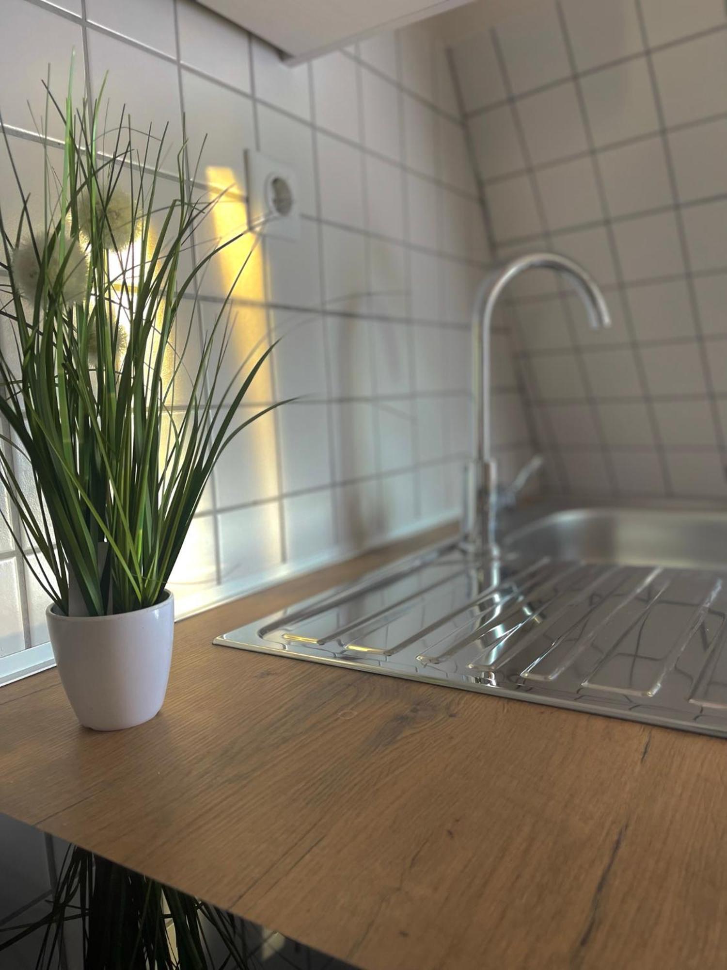 City Apartment, Ferienwohnung 3 Zkdb, Balkon, Dachgeschoss, Naehe Duesseldorf كريفيلد المظهر الخارجي الصورة